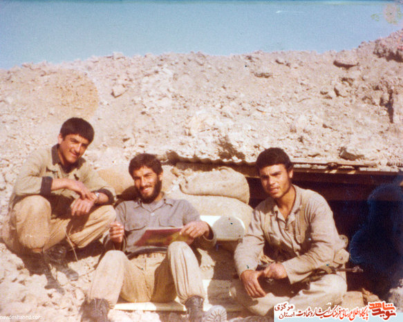 از چپ: غلامرضا آقایی - سهرابی - شهید عباس صالحی