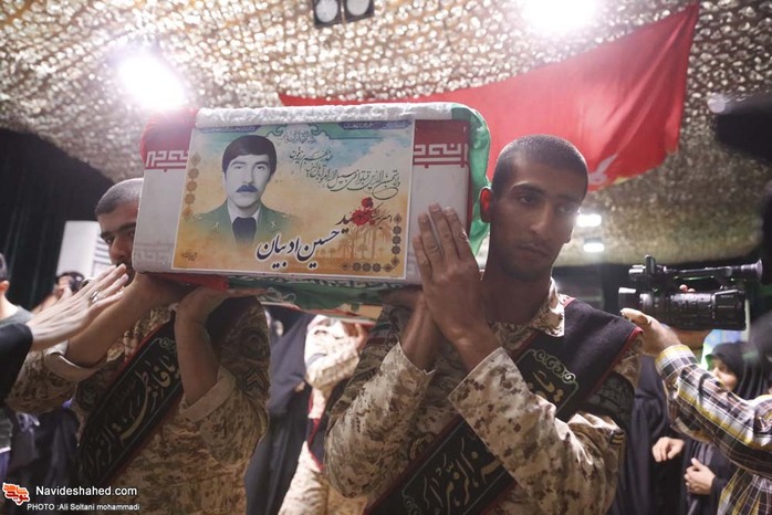 مراسیم الوداع مع الشهید حسین ادیبان بمقبرة شهداء طهران