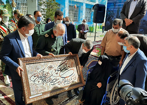 زنگ مقاومت در دبیرستان دخترانه شاهد حضرت زینب(س) اصفهان نواخته شد