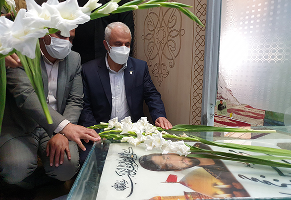 گزارشی از برنامه های رییس بنیاد شهید و امور ایثارگران در سفر به اصفهان