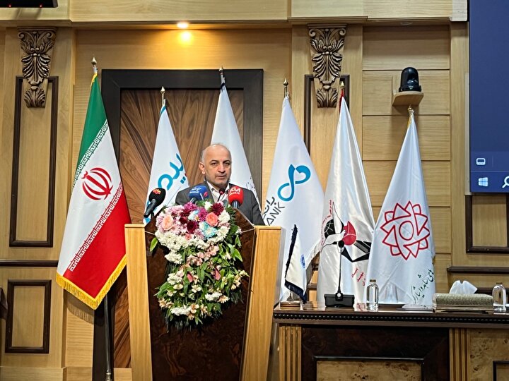 بیمه دی با بسته‌های ویژه و تحول دیجیتال در کنار تولیدکنندگان و صادرکنندگان ایستاده است